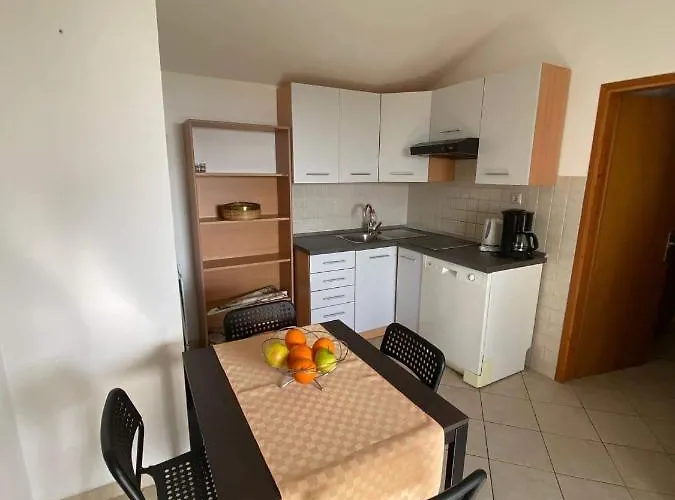 Biserka Apartament Punat