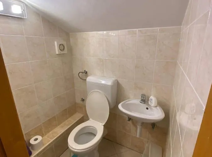 Biserka Apartamento Punat